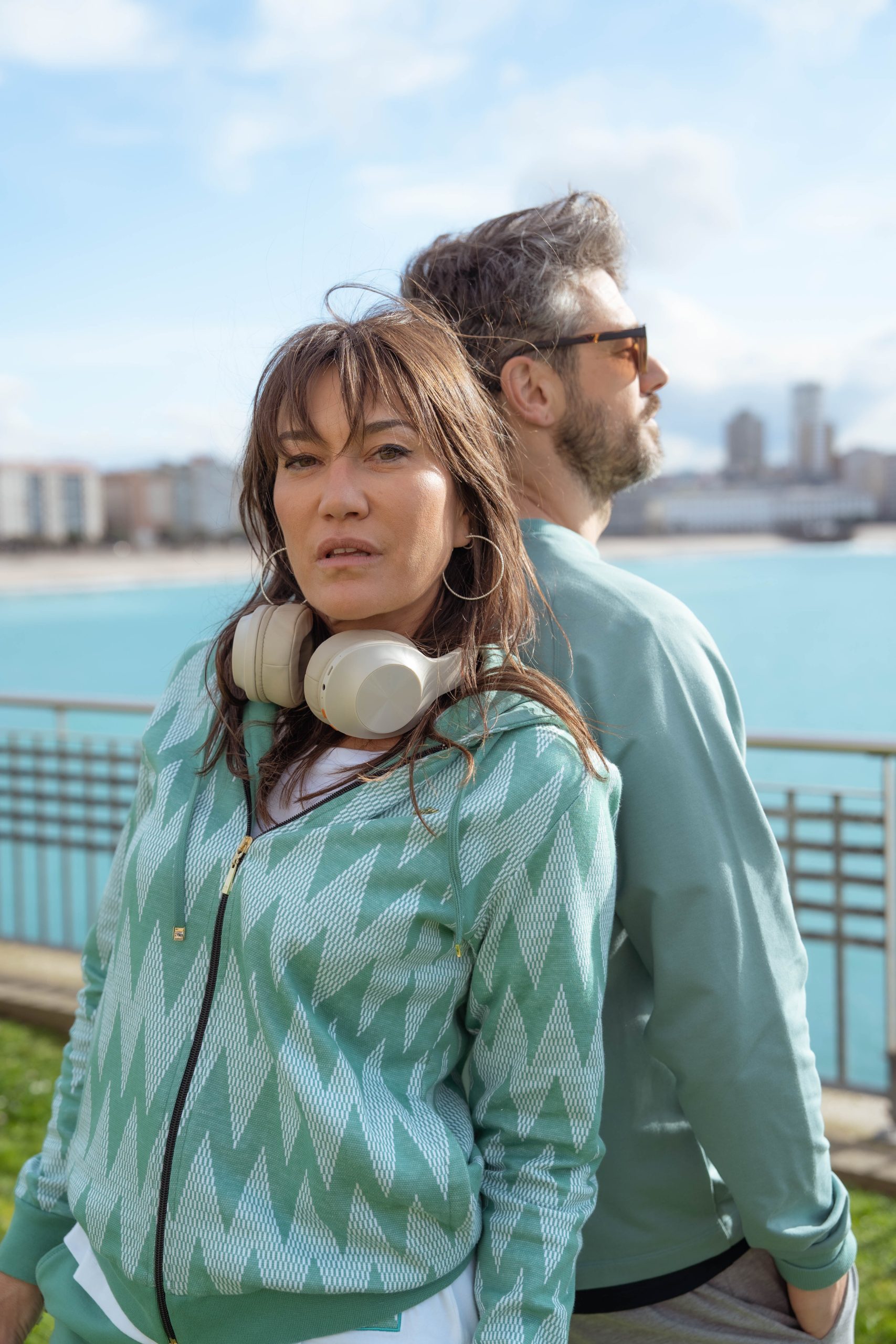 CHAQUETA JACQUARD ASIMETRICO - Imagen 3