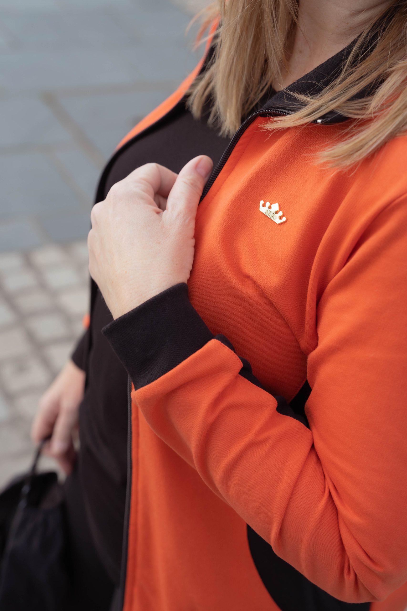 CHAQUETA BASICA BICOLOR CON COSTADILLOS