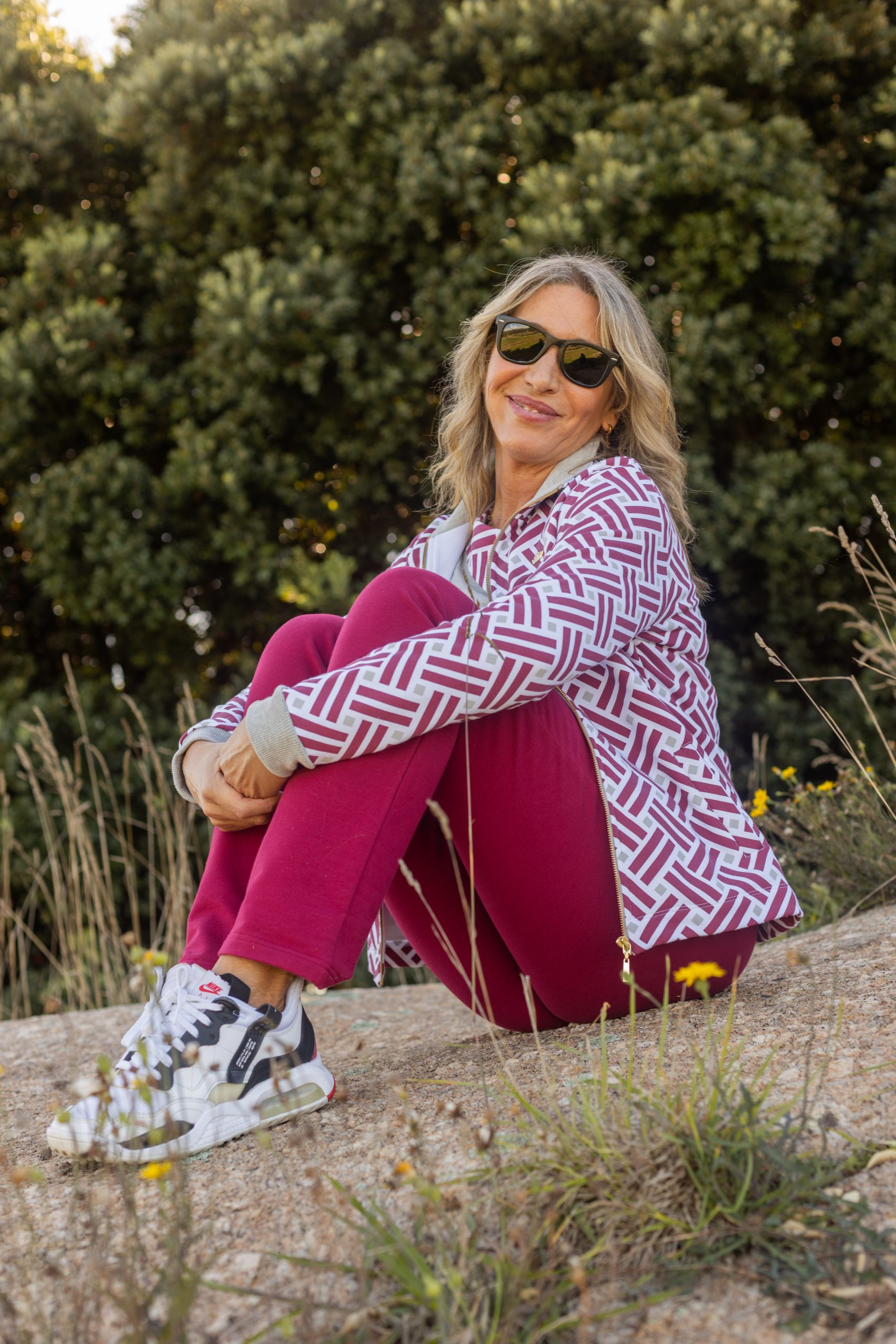 CHAQUETA GEOMETRIA GRANATE