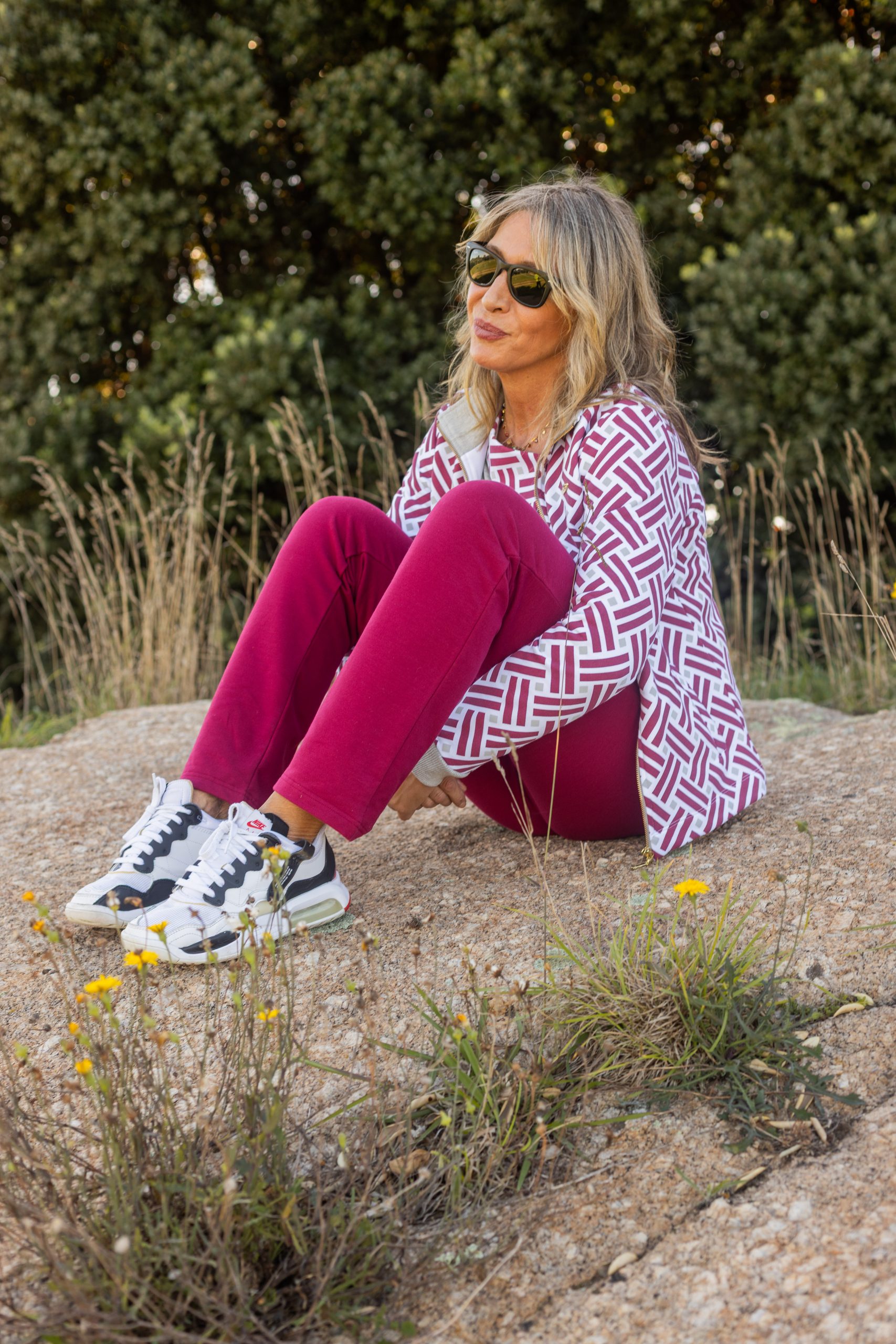 CHAQUETA GEOMETRIA GRANATE - Imagen 2