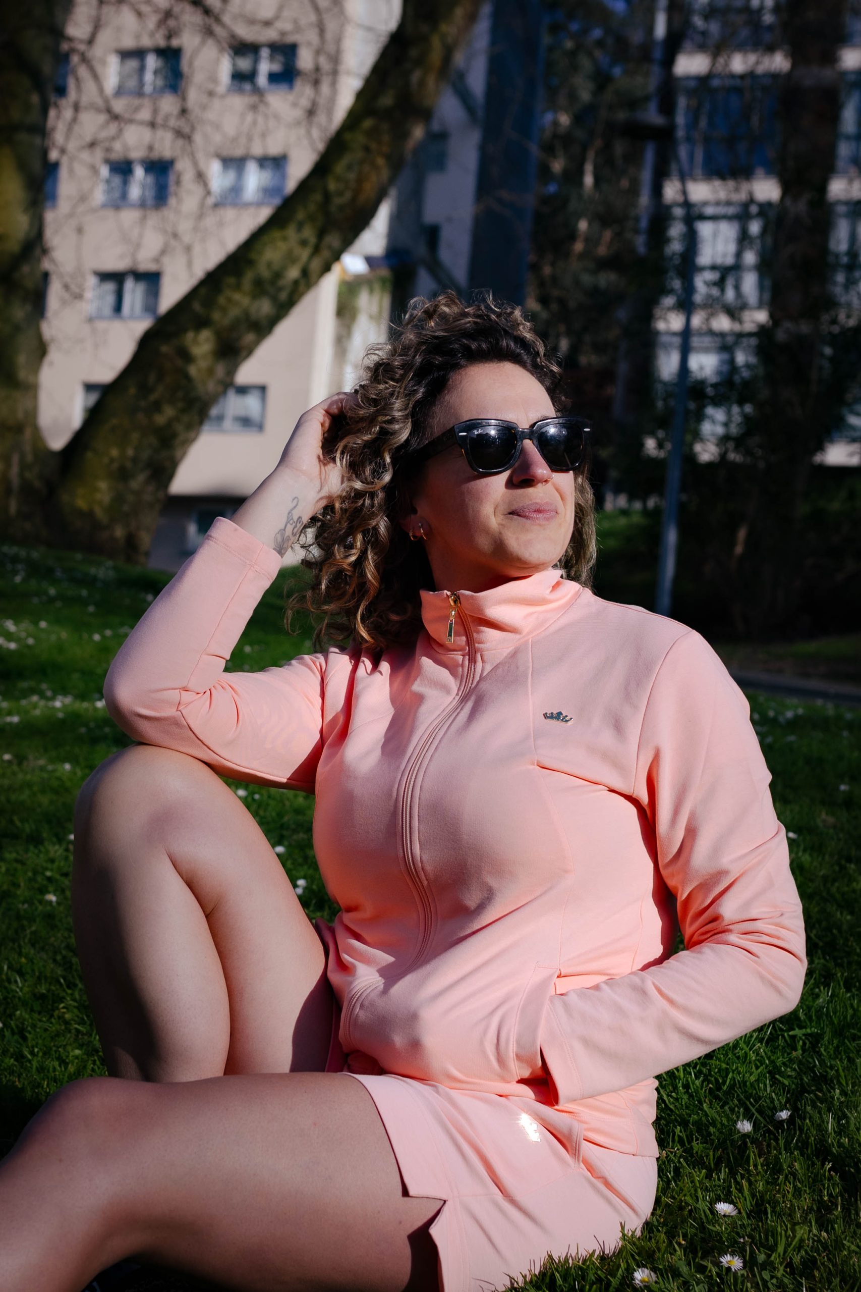 CHAQUETA VERANO CON PINZA PRINCESA