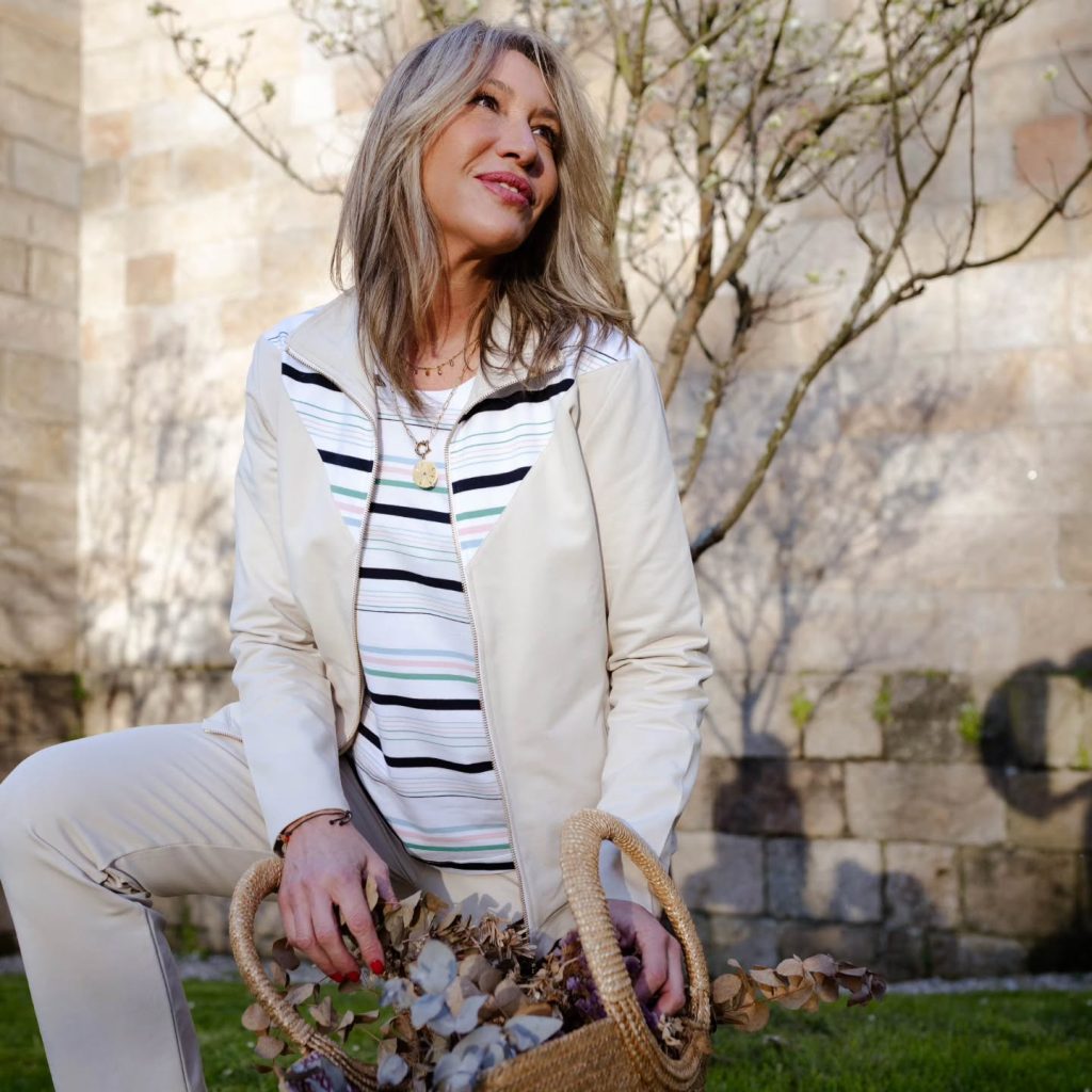 Instagram post from slx_sportluxury. This post is in position 0.