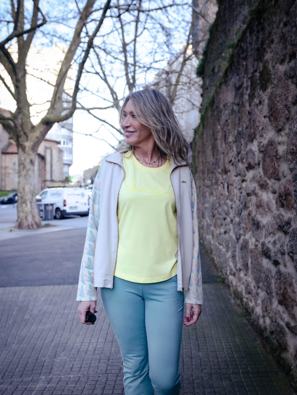 Instagram post from slx_sportluxury. This post is in position 1.