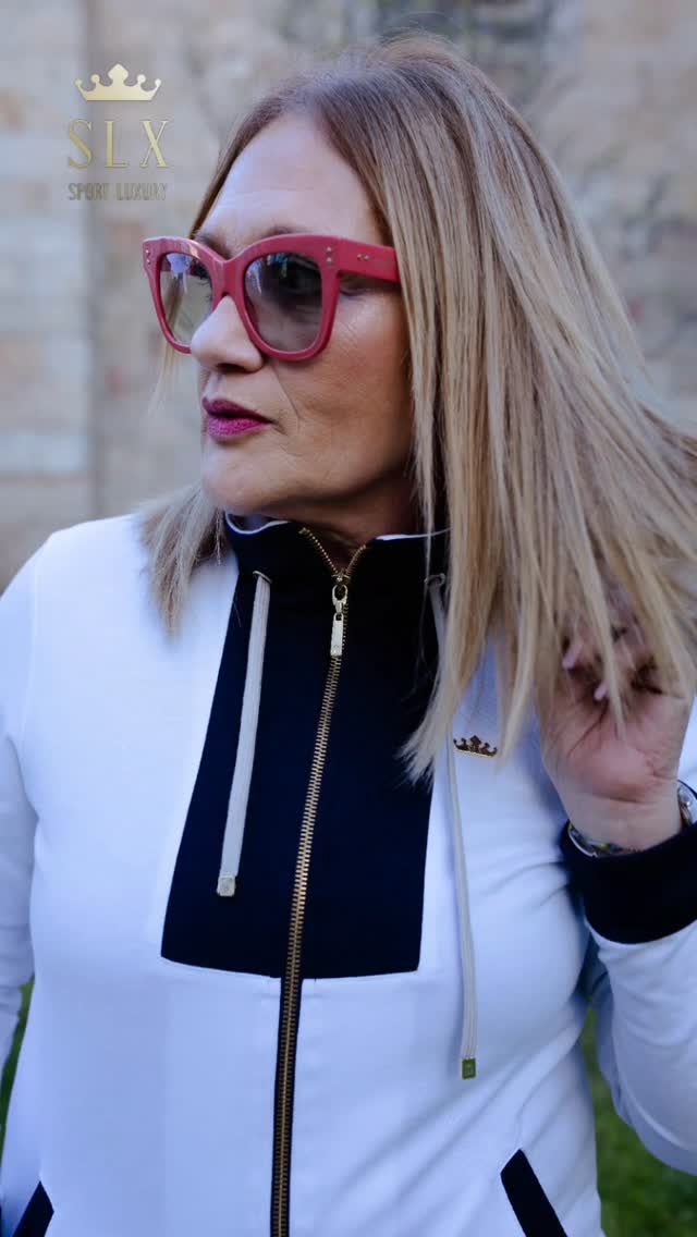 Instagram post from slx_sportluxury. This post is in position 0.