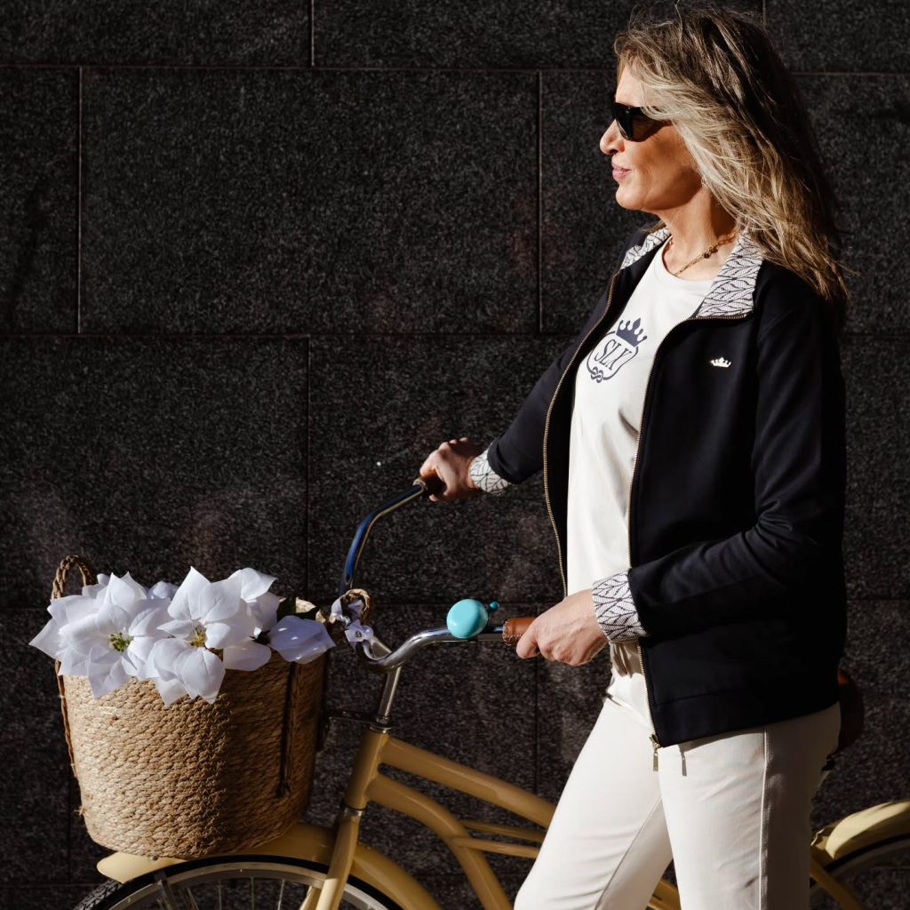 Instagram post from slx_sportluxury. This post is in position 1.