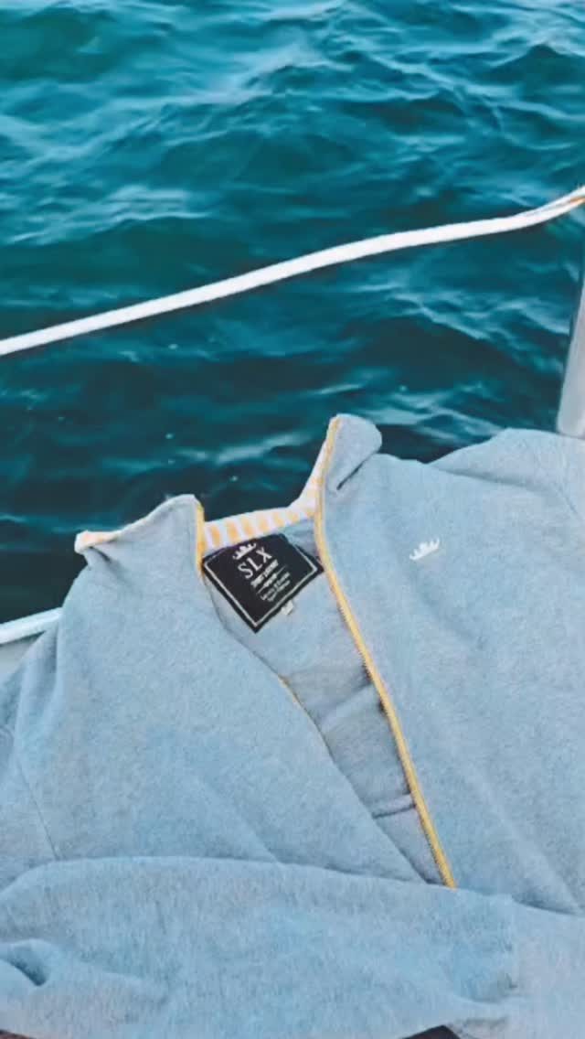 Instagram post from slx_moda_deportiva_lujo. This post is in position 5.